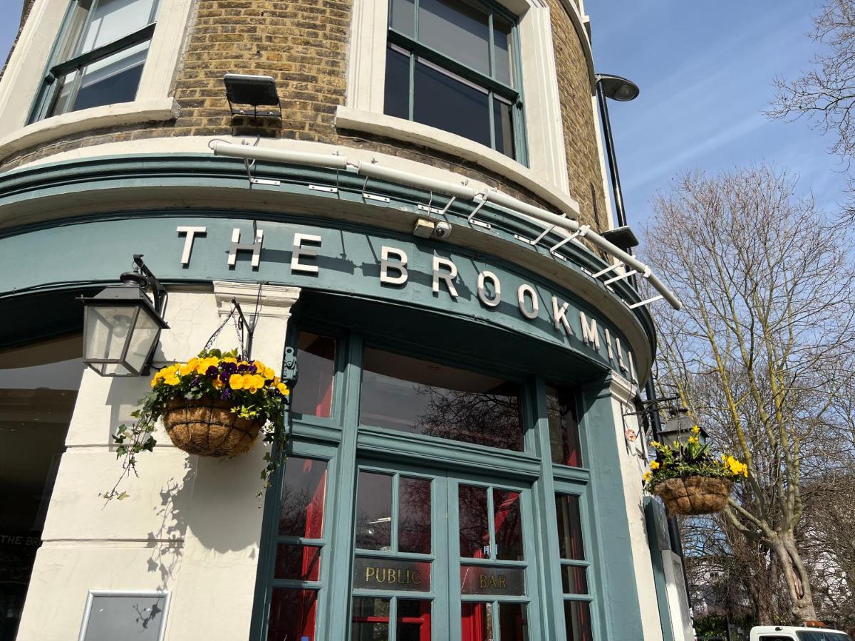 Hotel The Brookmill Londra Esterno foto